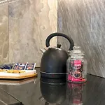 Amber With Jacuzzi & Sea View Апартаменты *