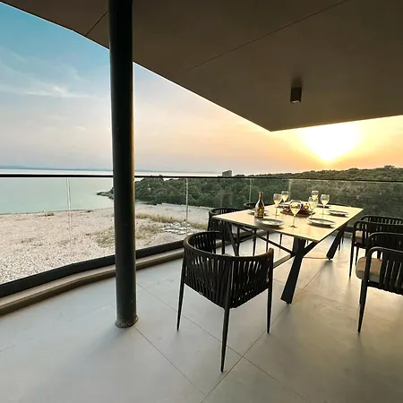 Διαμέρισμα Amber With Jacuzzi & Sea View *