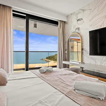 Διαμέρισμα Amber With Jacuzzi & Sea View
