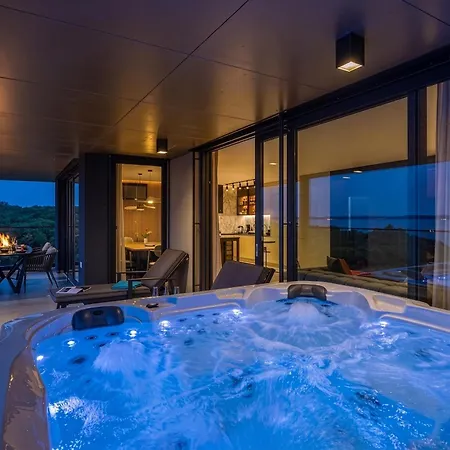 Διαμέρισμα Amber With Jacuzzi & Sea View *
