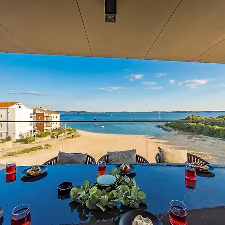 Amber With Jacuzzi & Sea View Διαμέρισμα